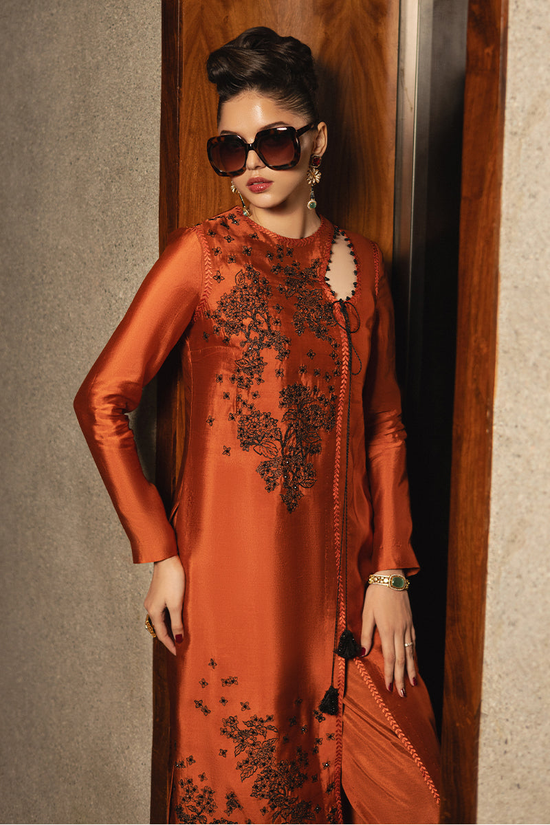 ZEB ZEESHAN - Lady Garden