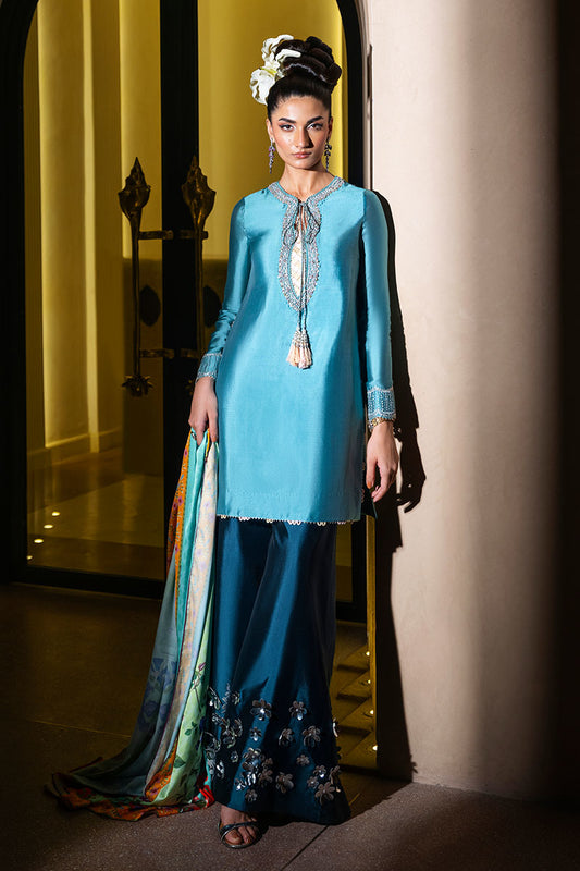 ZEB ZEESHAN - Floral Applique