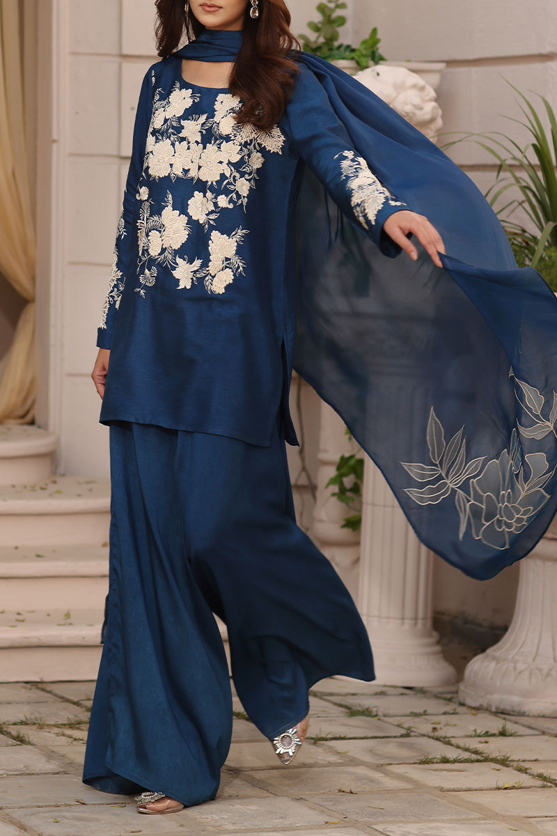 UZMA AND AFSHEEN - Safa