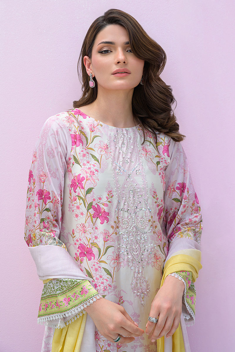 FATIMA KHAN - Rose Reverie