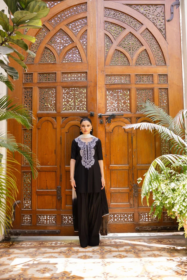 HUMAYUN ALAMGIR WOMENSWEAR- Ameena cotton