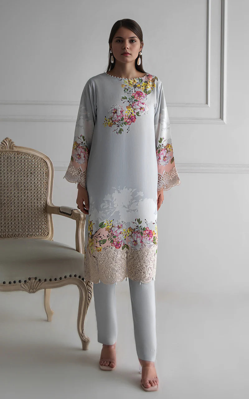 THREADS AND MOTIFS - Light Blue Printed