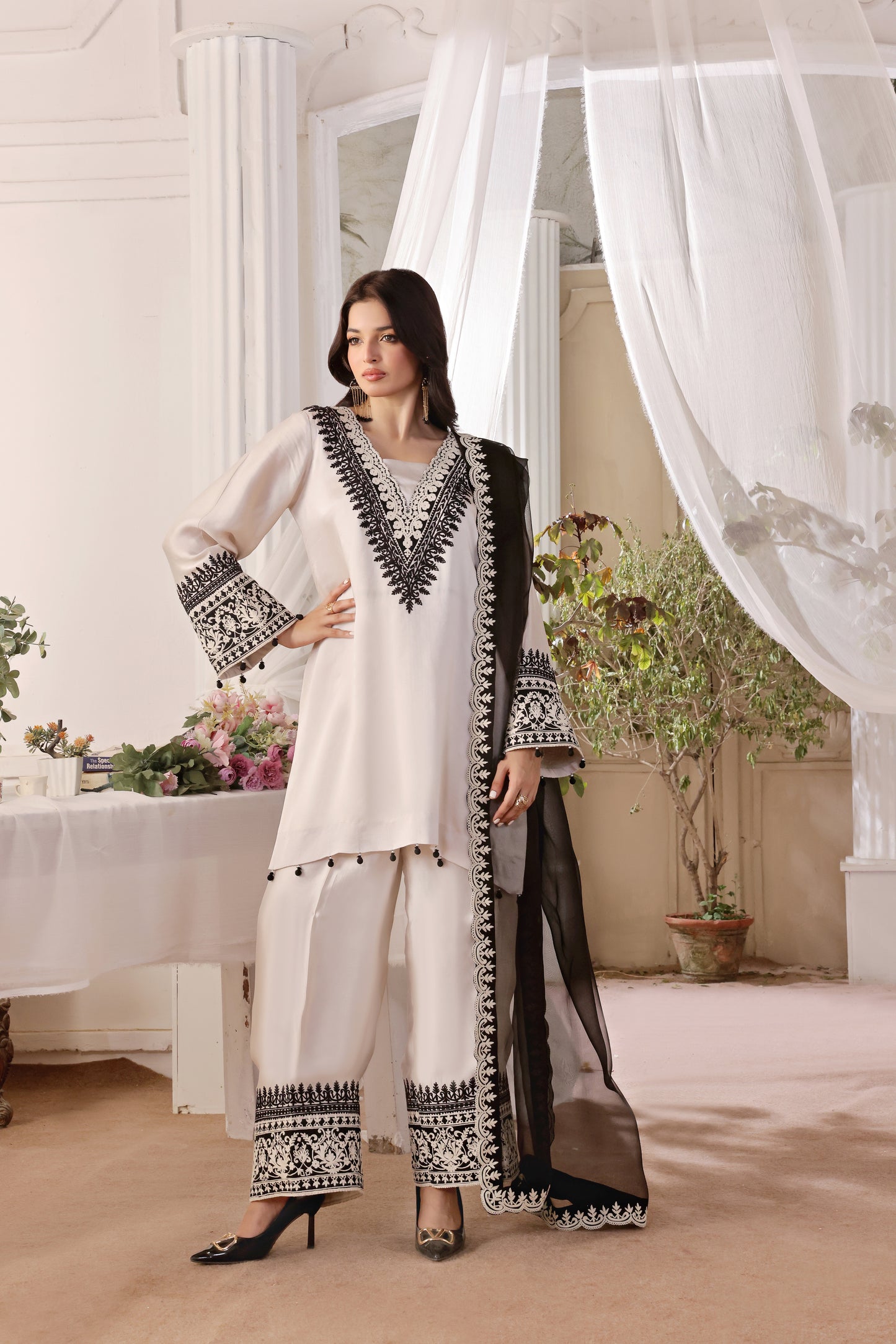 HAFSA MALIK - Mahira