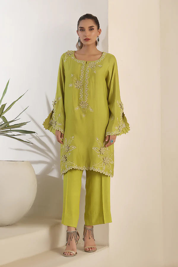 NIMRA KASHIF - Olira