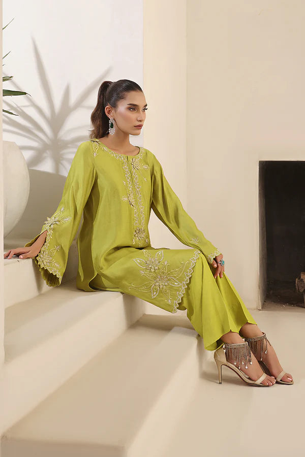 NIMRA KASHIF - Olira