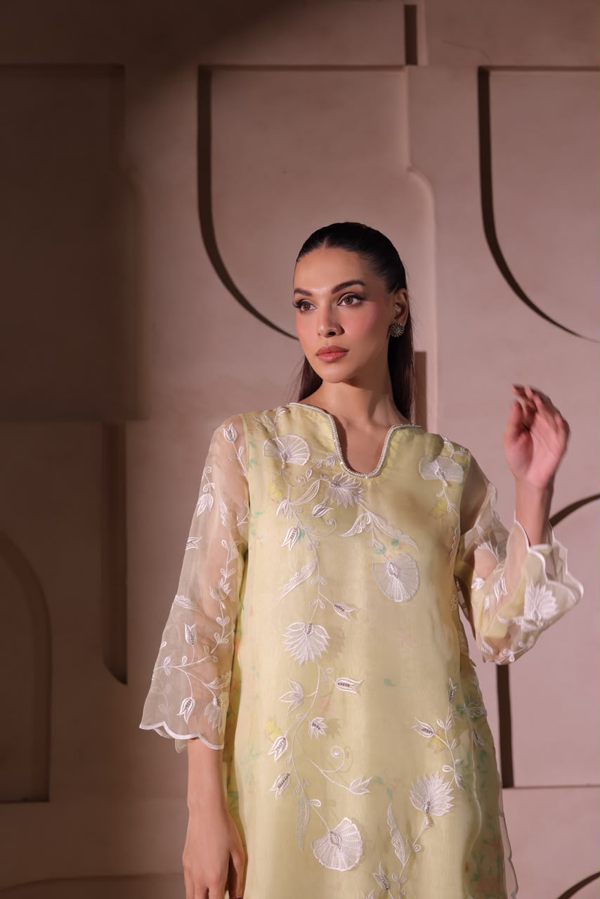 UZMA AND AFSHEEN - Daffodil