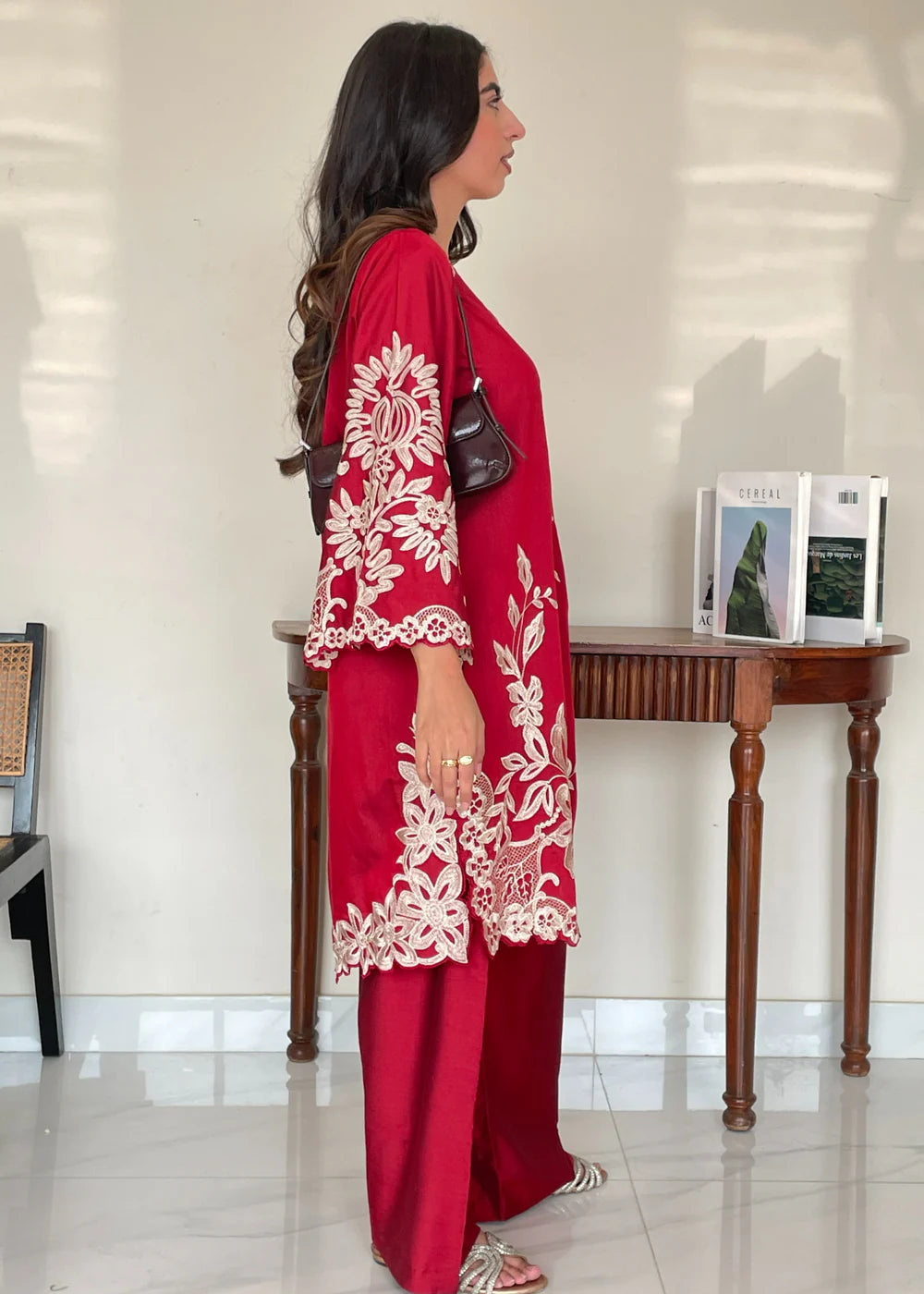 HOUSE OF UMSHA - Crimson rose