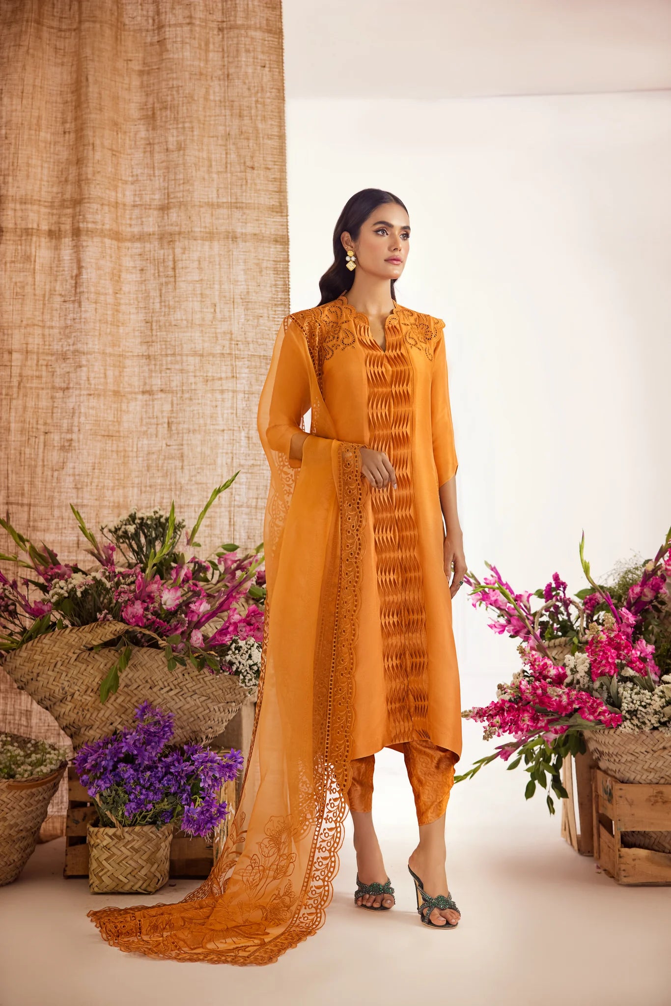 ANAM AHKLAQ - Pumpkin Spice