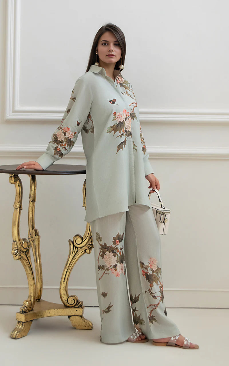 THREADS AND MOTIFS - Mint Green Printed with Collar