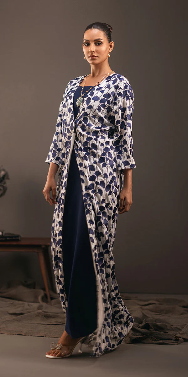 ERUM KHAN - Empress Elegance