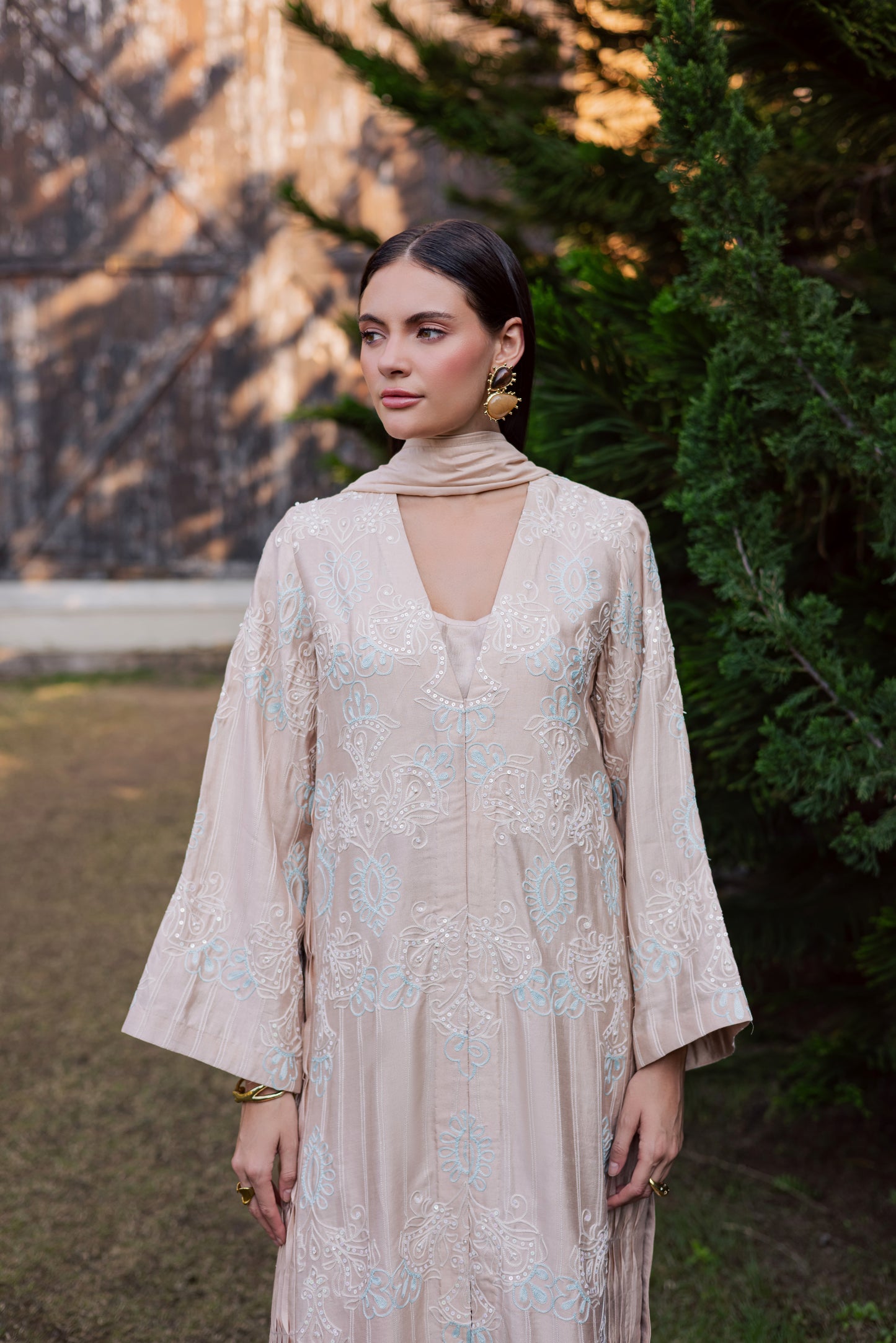 FARAH ZUBAIR - Ziyana