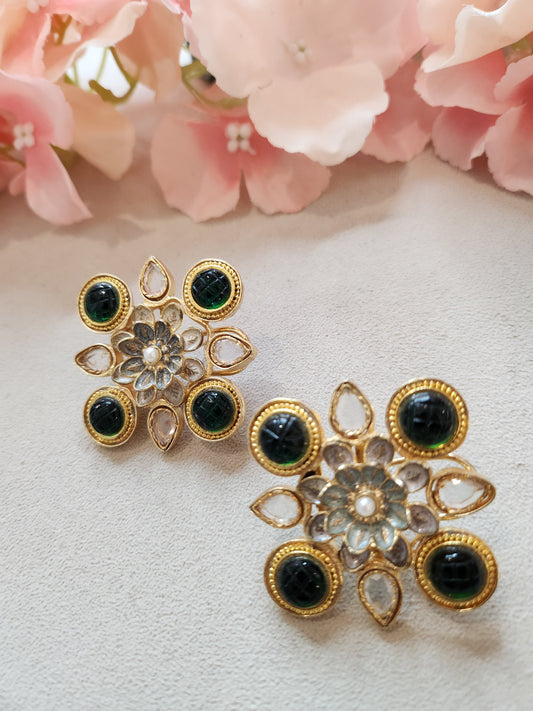 THE BUTTERFLY EFFECT JEWELRY - Meena square flower studs with quartz