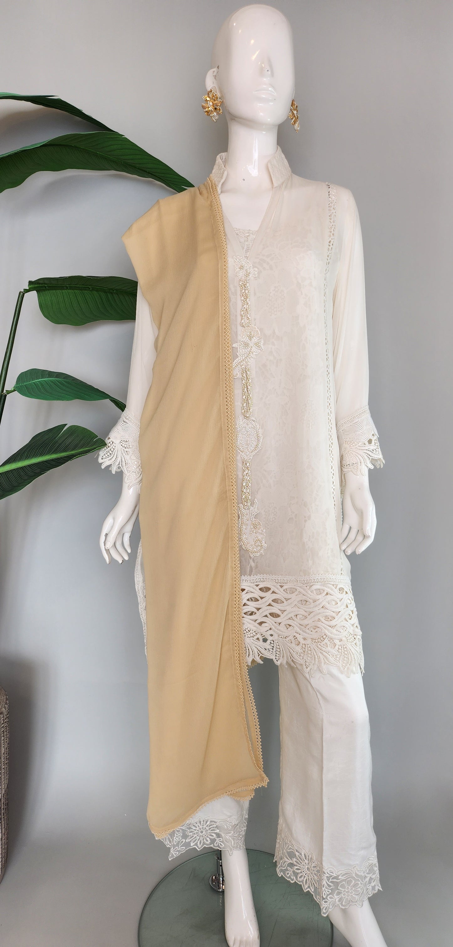 SABEEN MANEKIA - Beige Chiffon Dupatta