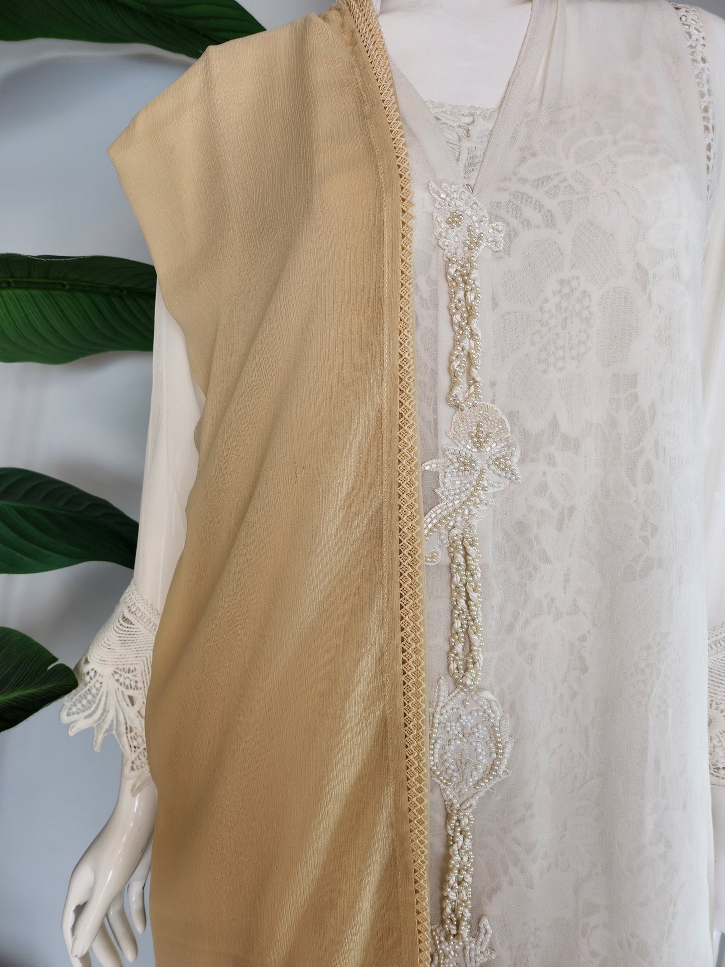 SABEEN MANEKIA - Beige Chiffon Dupatta