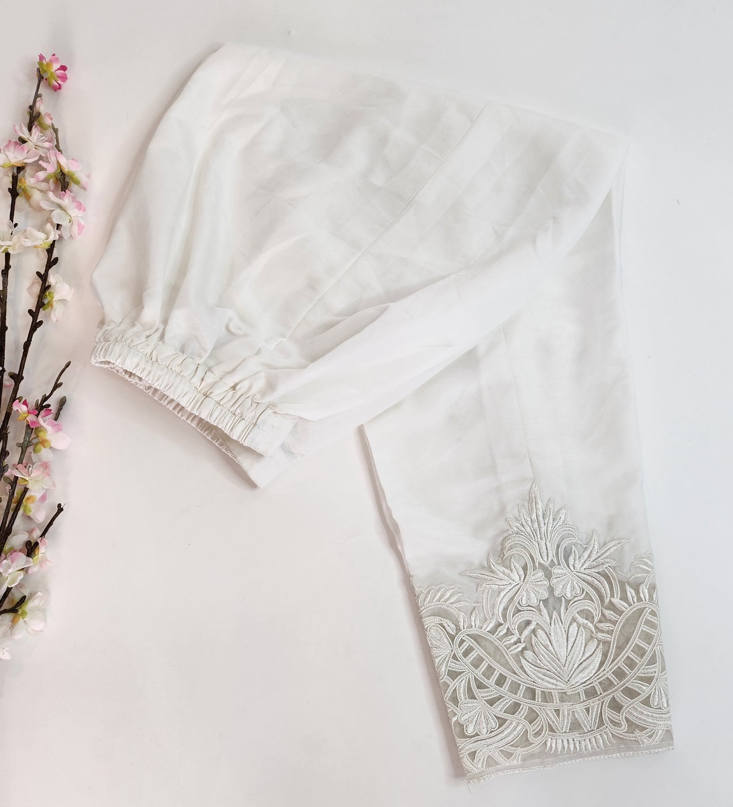 SABEEN MANEKIA - White Cutwork Pant