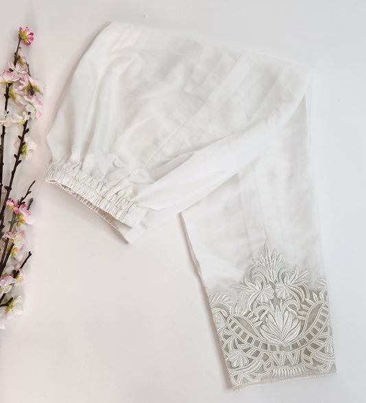 SABEEN MANEKIA - White AJ Cutwork Pant