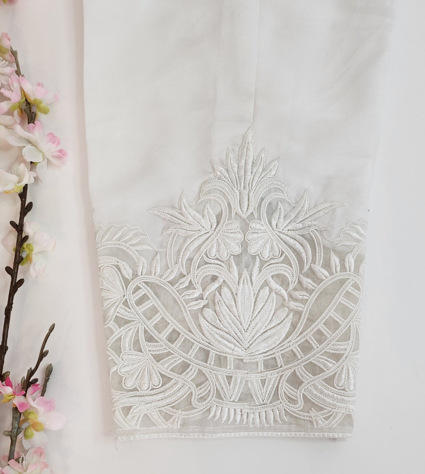 SABEEN MANEKIA - White Cutwork Pant
