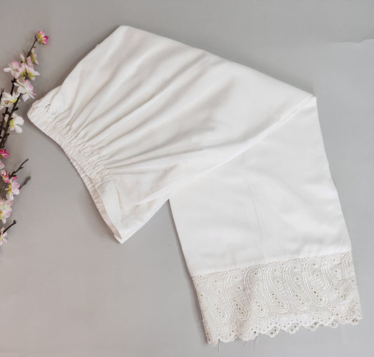 SABEEN MANEKIA - White Lace Scallops Culottes Pant