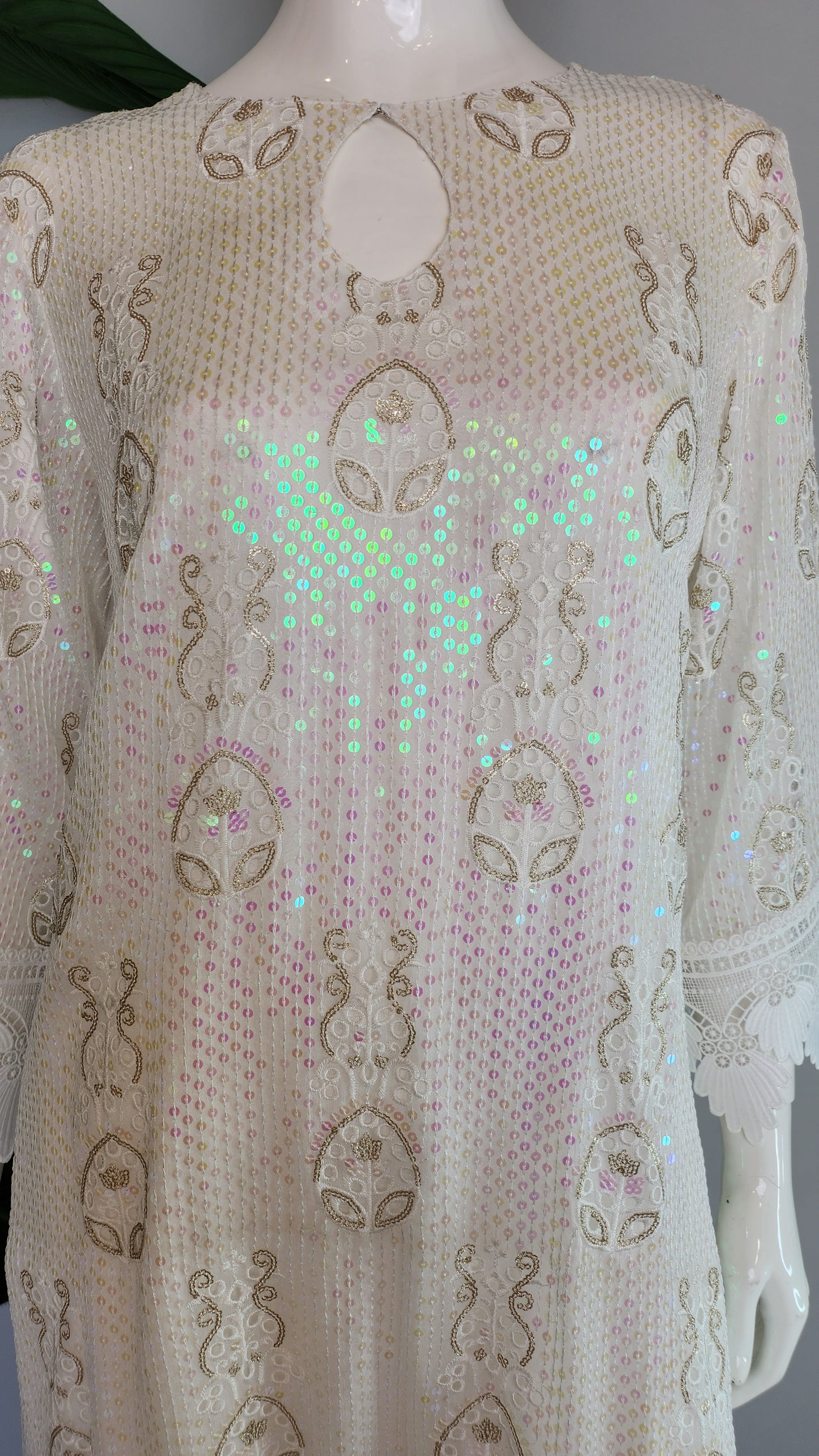 ASHJAIN SAFWAN - White Sequence