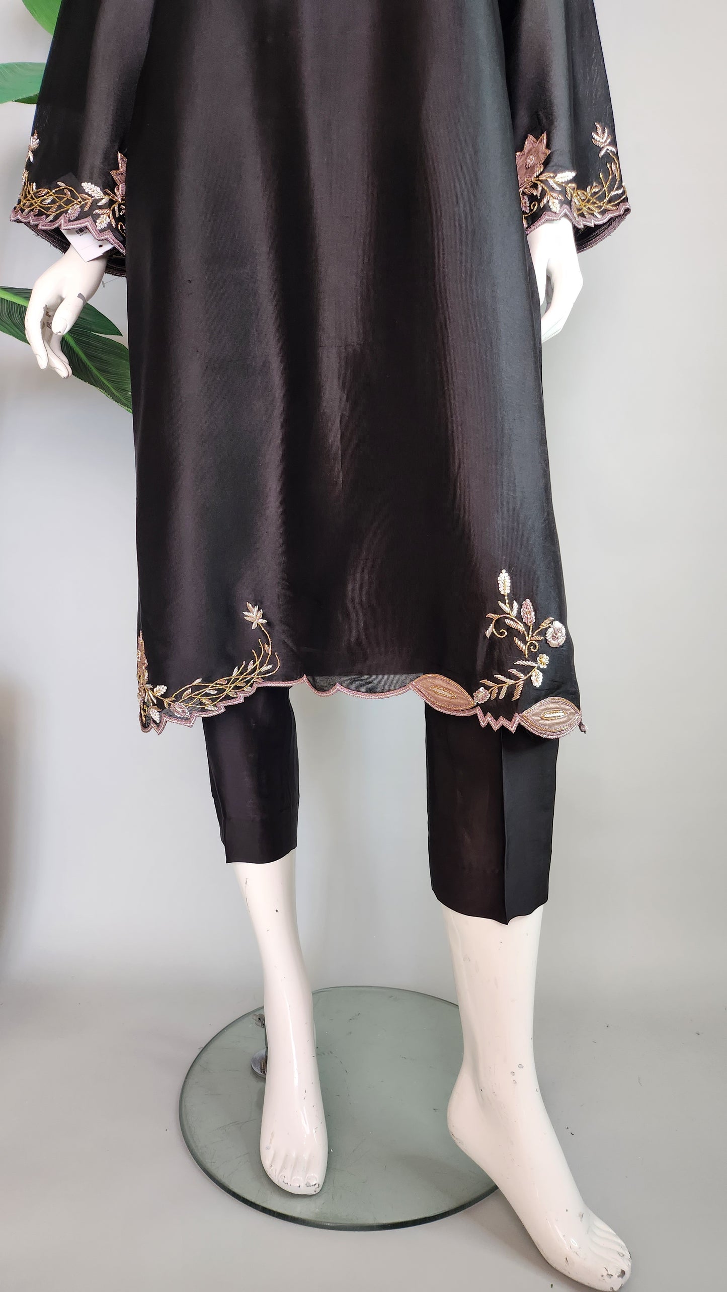 MAHOGANY - Black with coffee brown