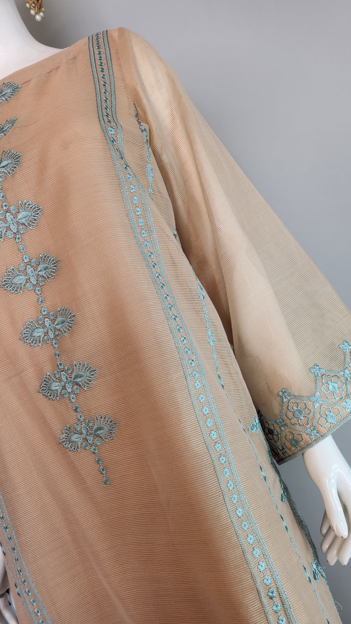 MARIA RAO - Beige Suit