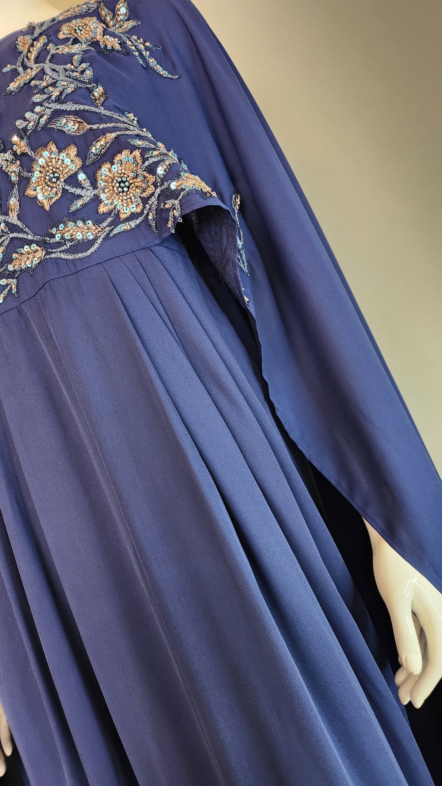 MARIA RAO - Blue Kaftan Cutdana
