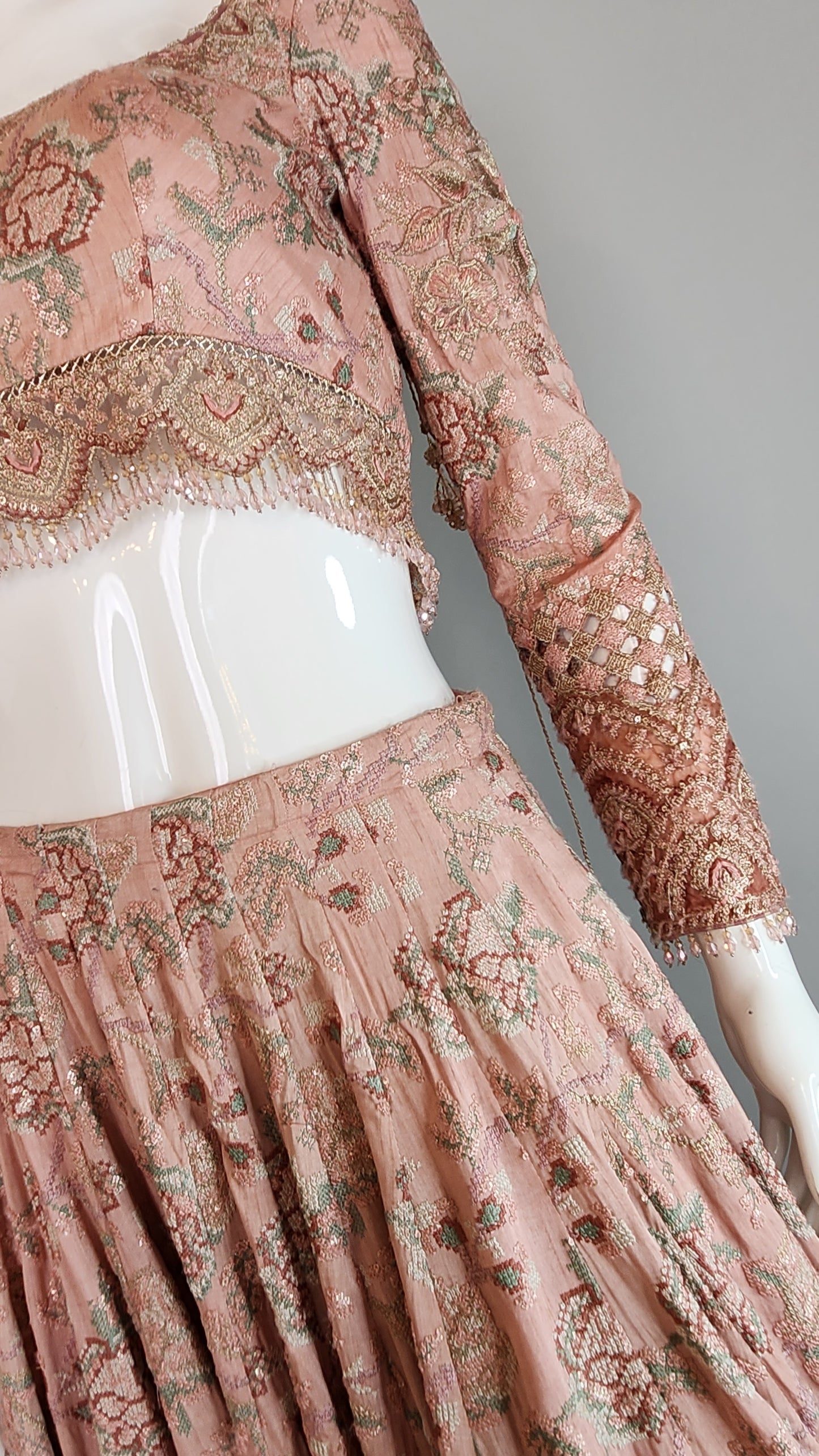 HSY -  Blouse Lehenga w/ Dupatta