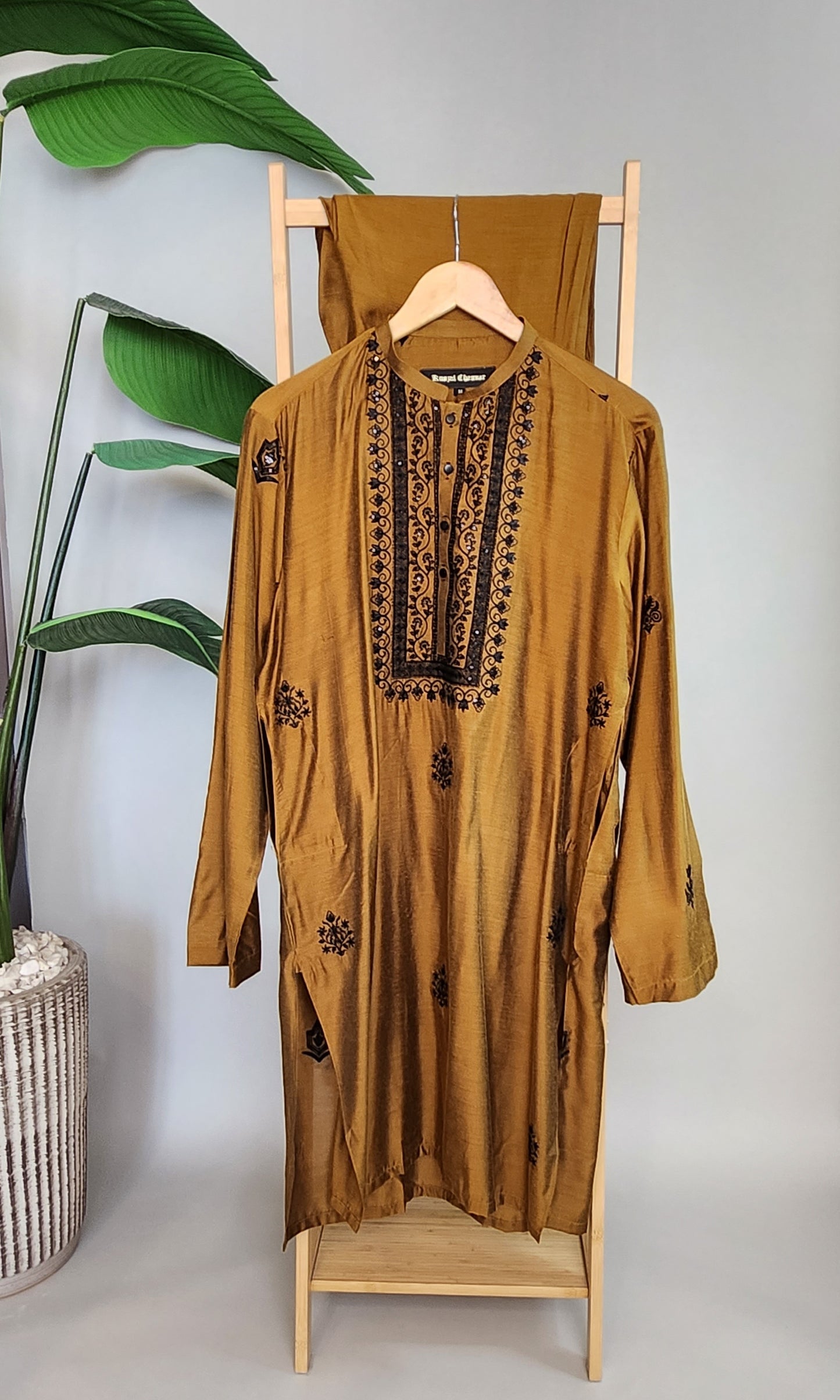 KUNZUL CHANNAR  MENSWEAR - Mustard Front Panel