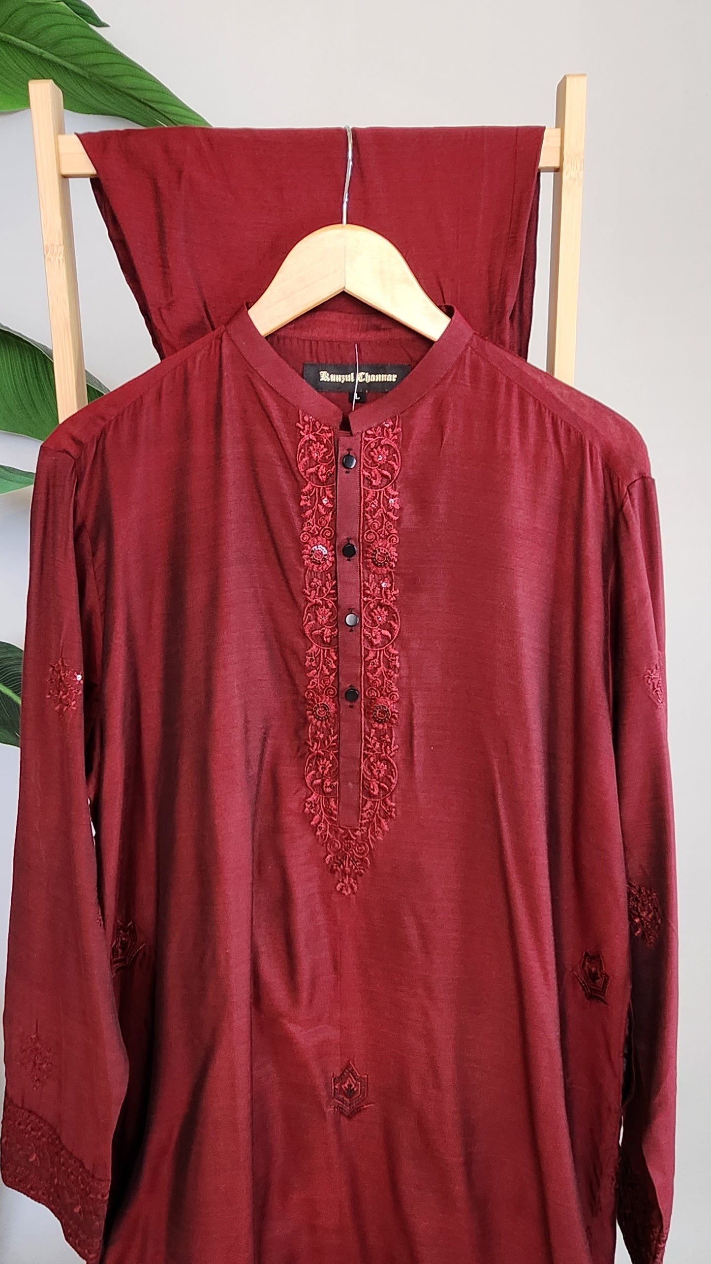 KUNZUL CHANNAR & MENSWEAR - Red Front Panel