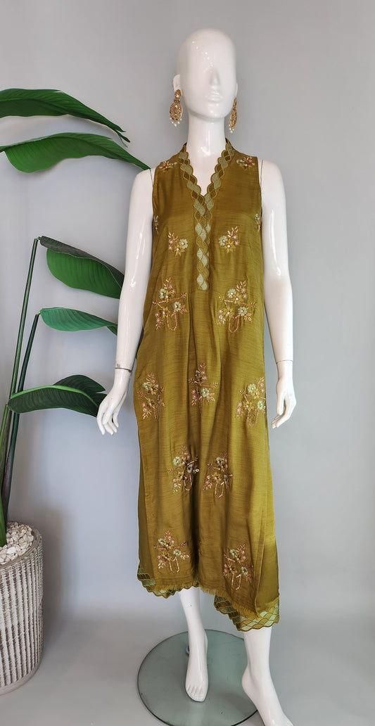 KARISHMA TALREJA -  Herbal Green Apricort