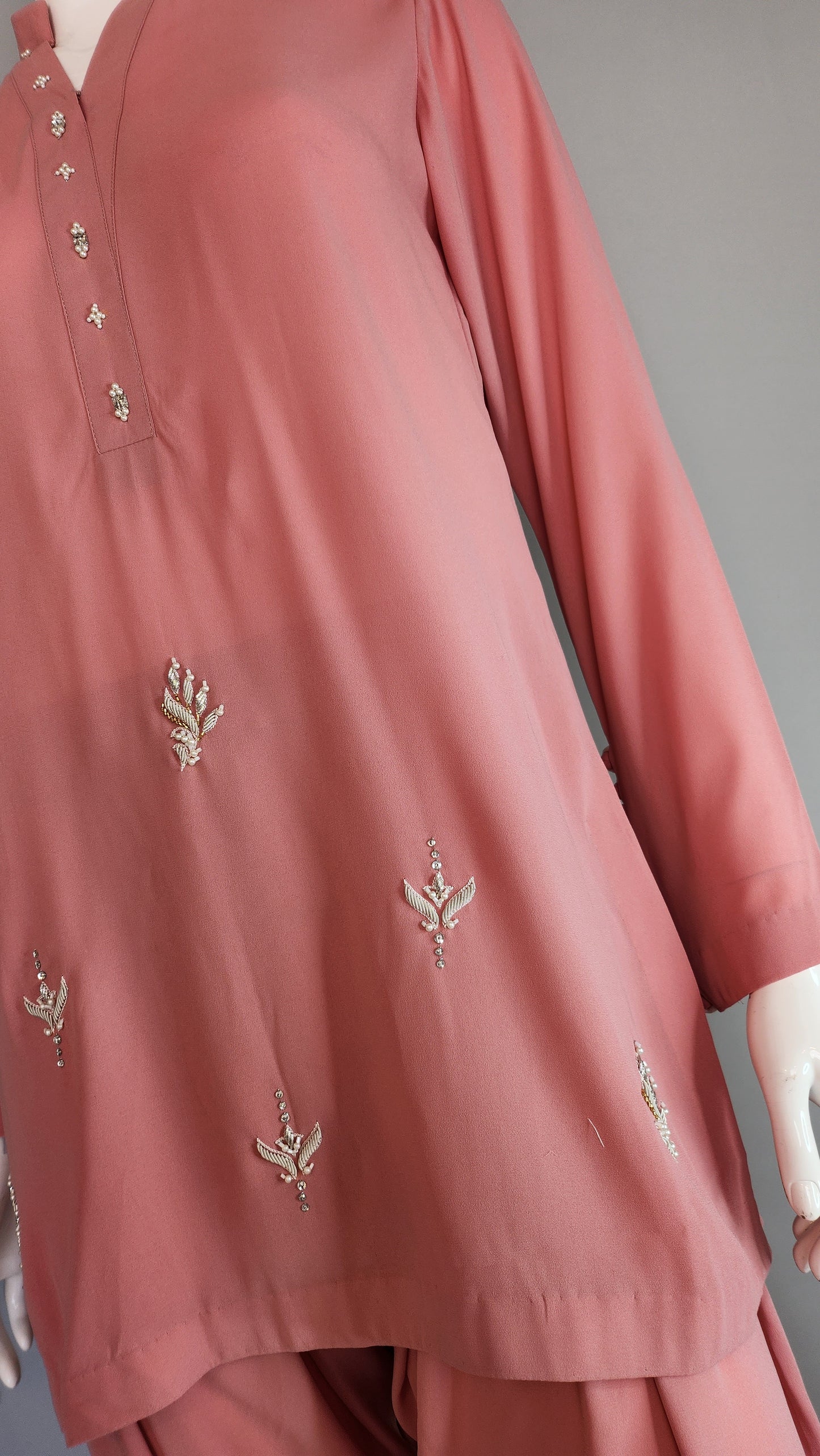 MAHOGANY - Coral Pink with Silver Work