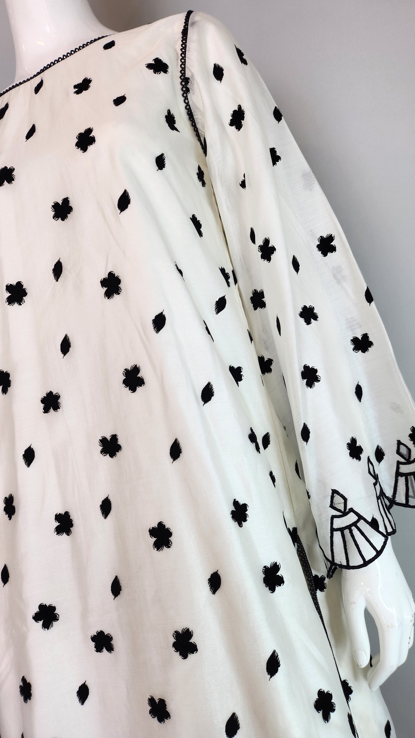 MAHOGANY - Off White with Tulip Shalwar