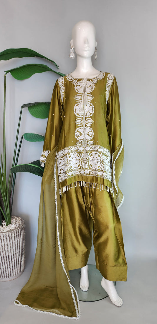 Wajeeha Ansari - Shabnum Farshi Set in Pistacio Green