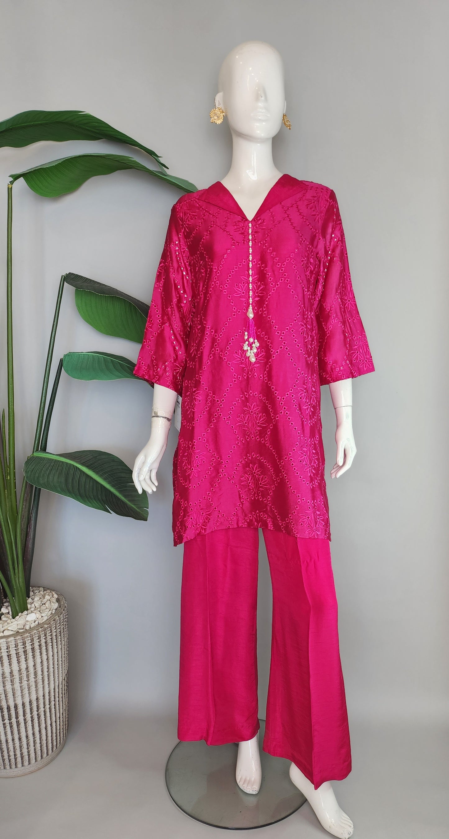 ASHJAIN SAFWAN - Shocking Pink