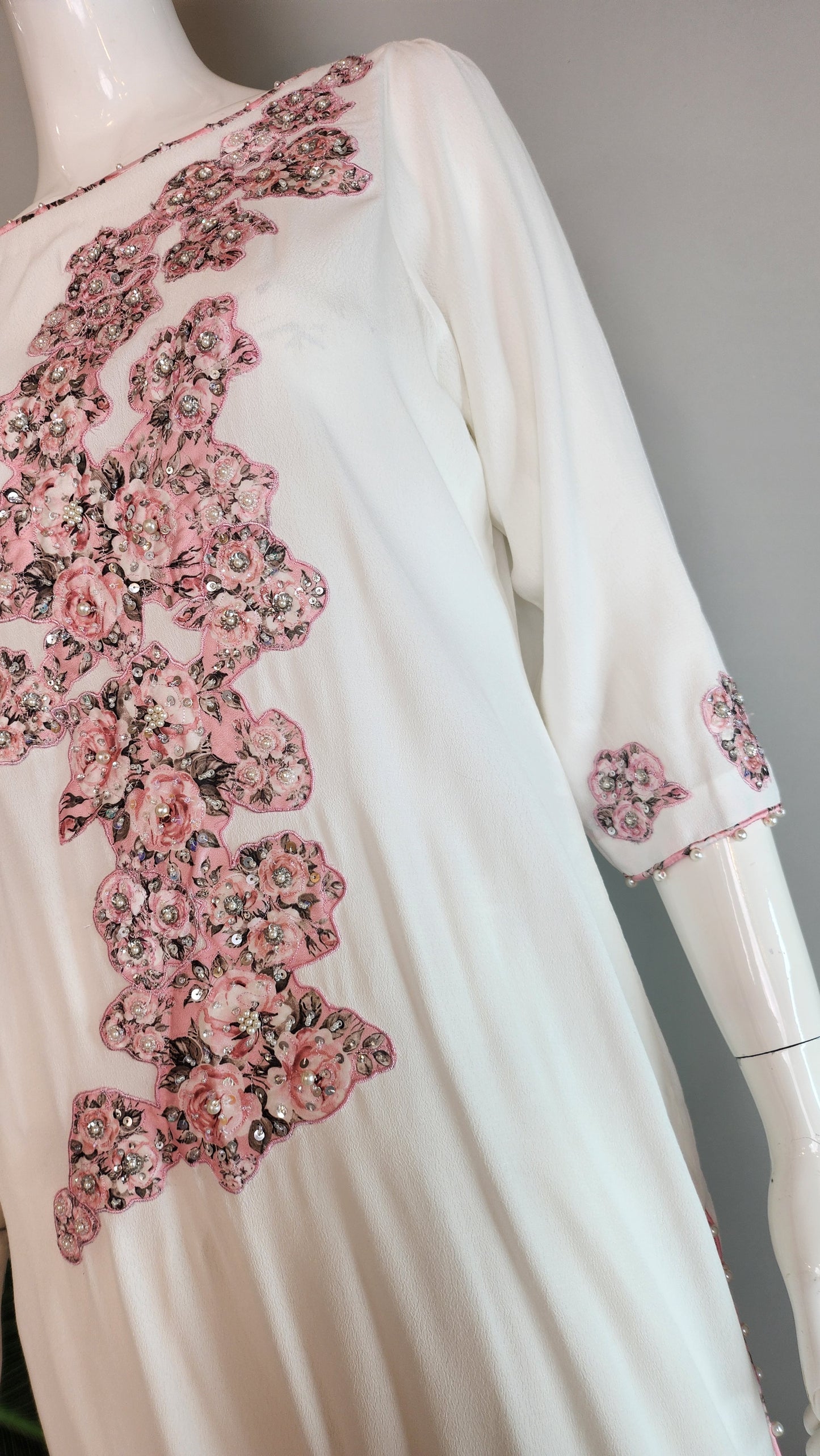 MARIA RAO - White Farshi Suit