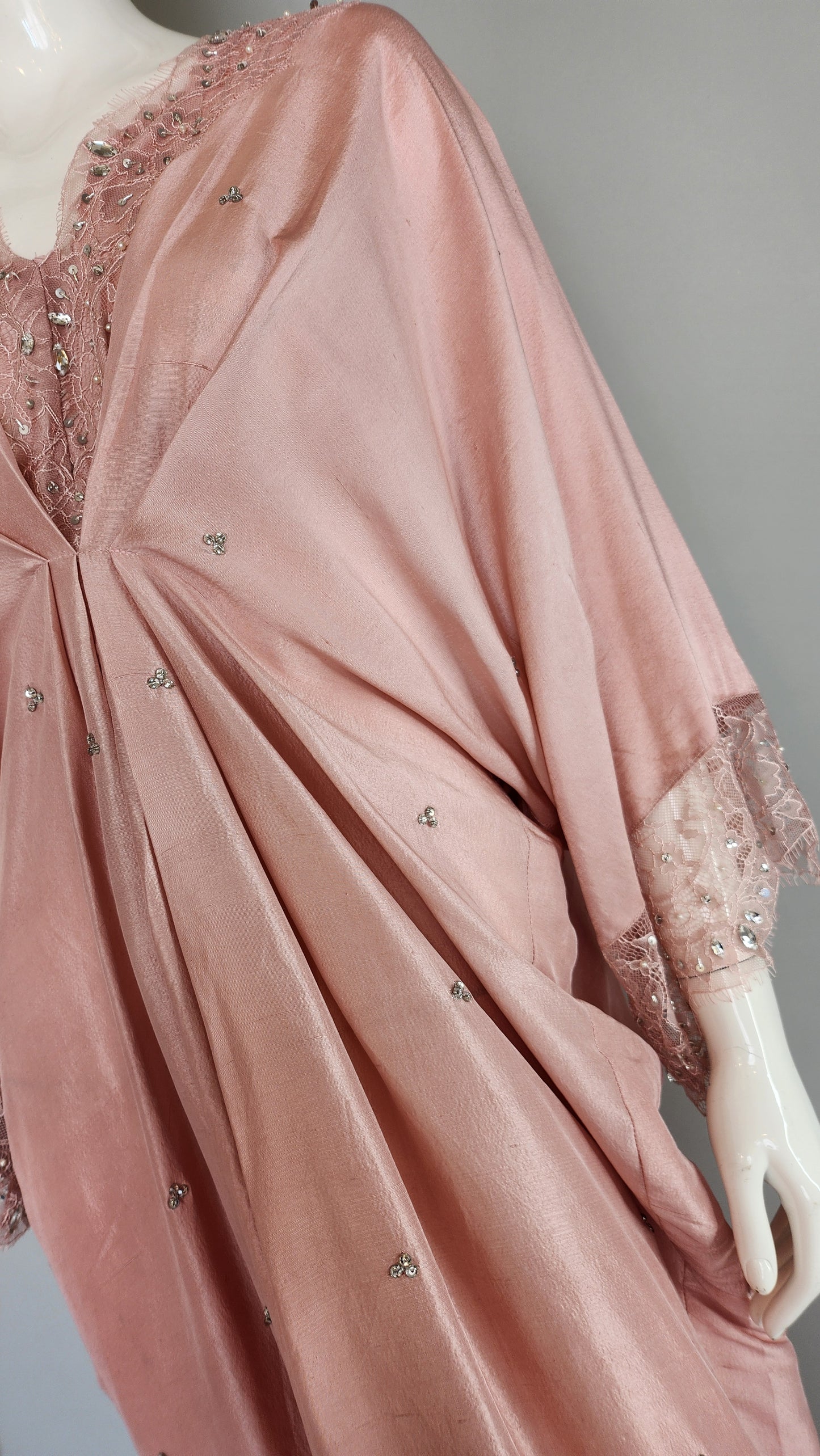 UMA DARA - Jasmine Kaftan in Pink Color