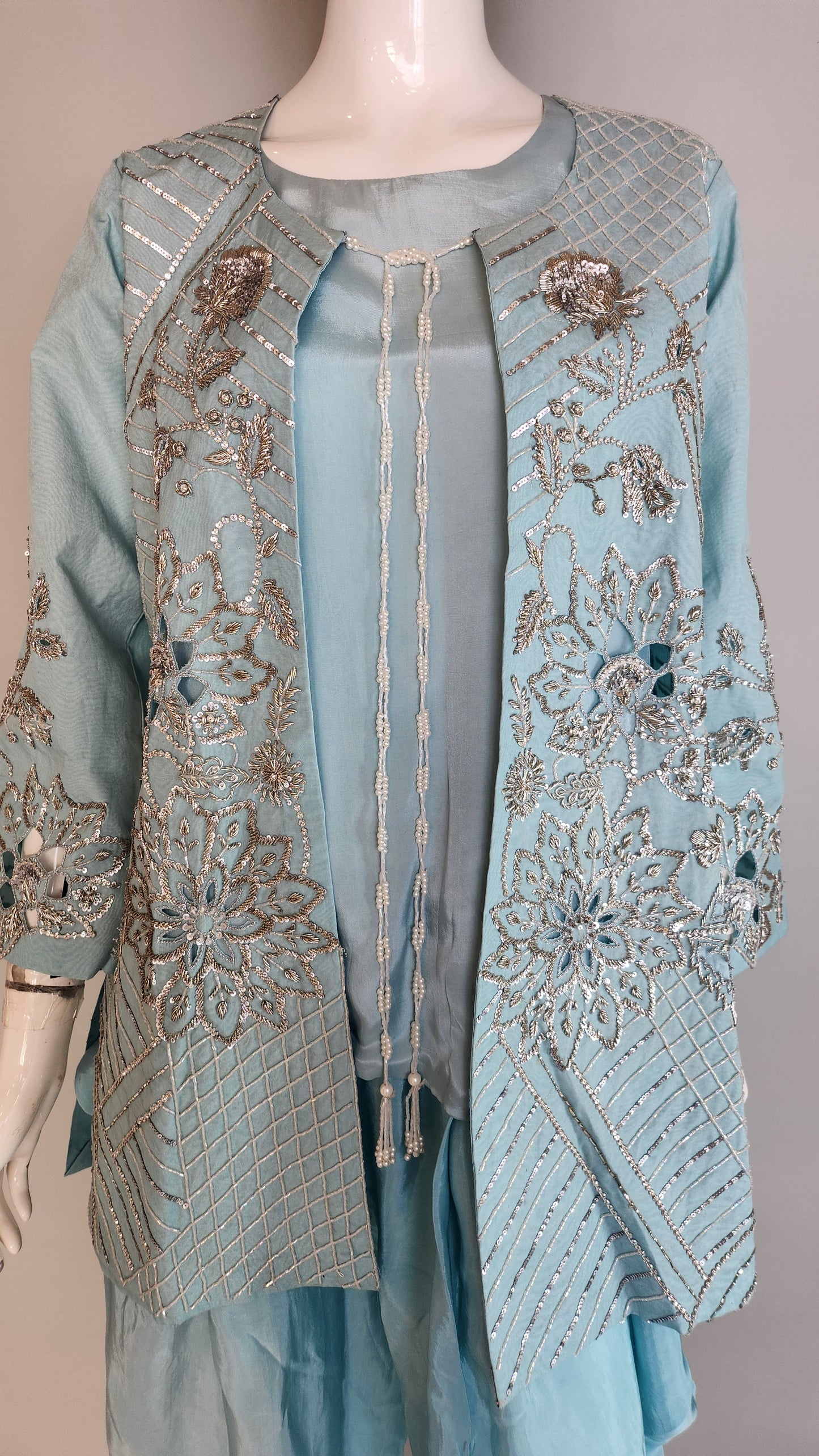 RIMSHA SHAIKHANI - Neer in Light Blue
