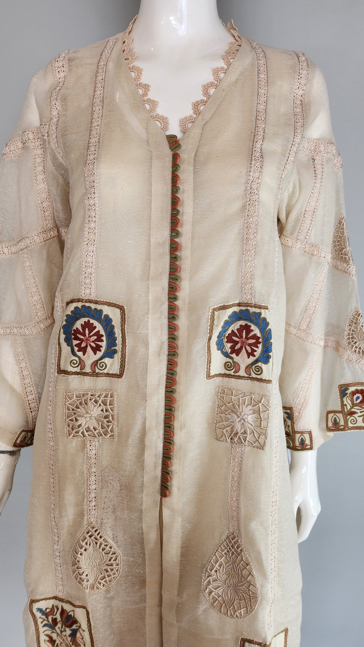 KOMAL LAKHANI - Offwhite Khaddi Net