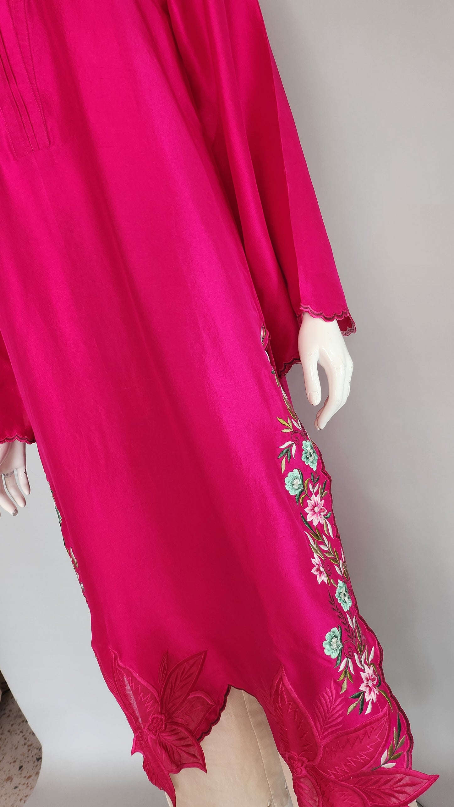 AMNA IQBAL- Hot Pink