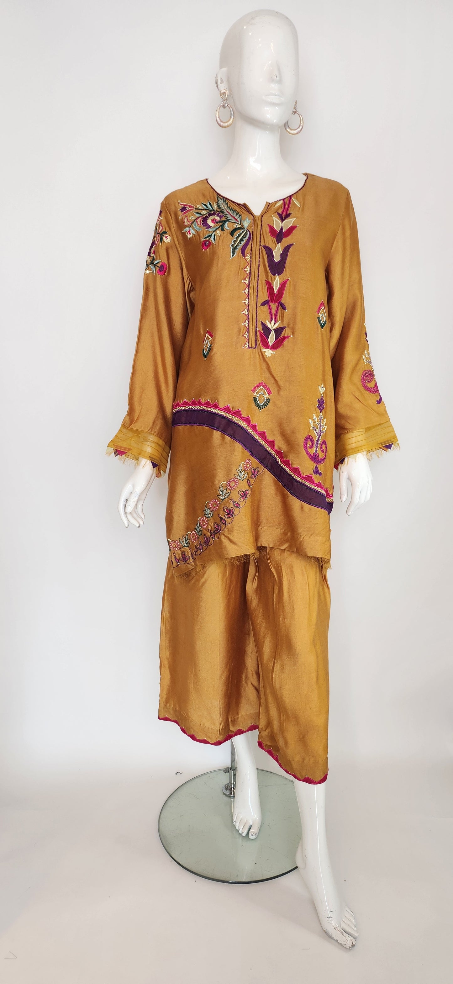 SAMMY K - Mustard multi color embroidery