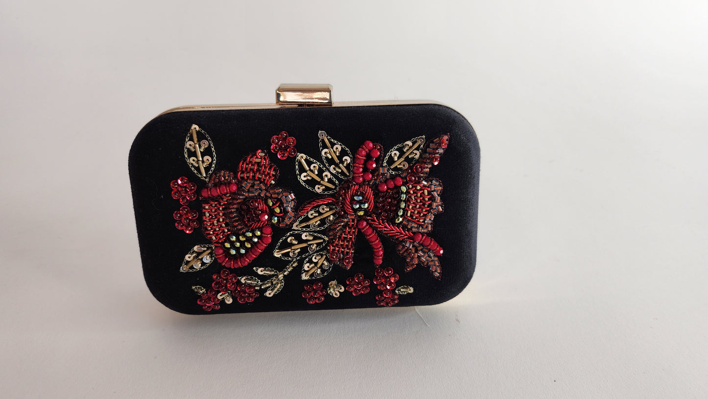 Mehak Yaqoob Couture - Rose Clutch