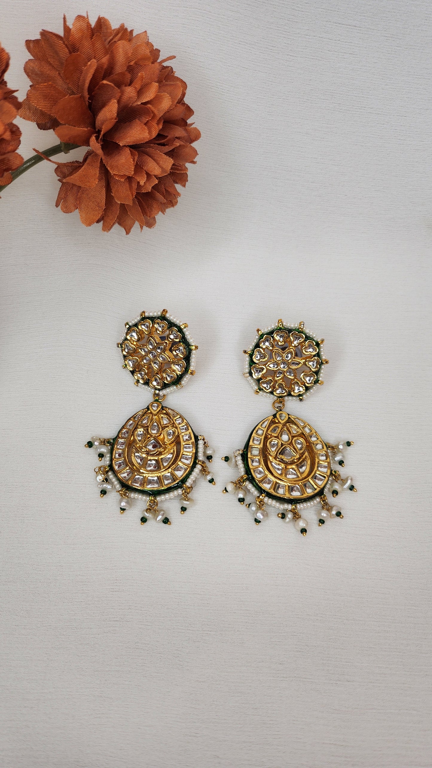 VIVINIA By Vidhi Mehra - Kundan with Green Bead Set
