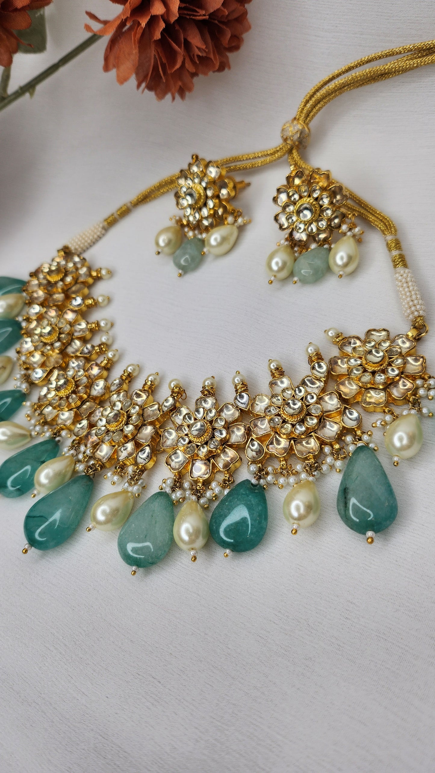 VIVINIA By Vidhi Mehra - Light Green Teardrop and Kundan Set