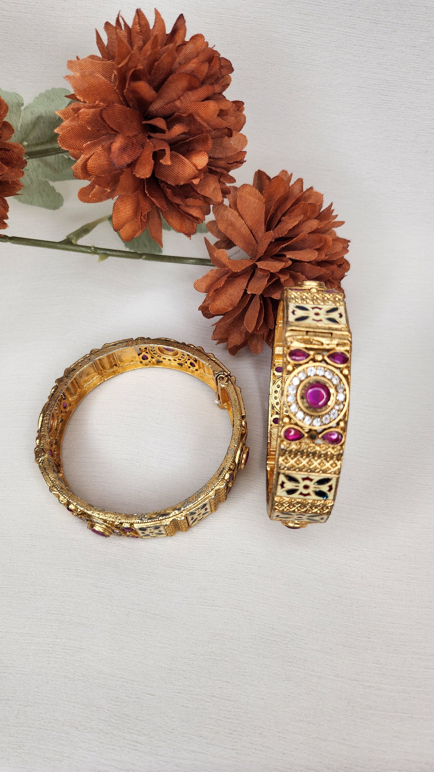 VIVINIA By Vidhi Mehra - Gold Pair Bangle with Pink Stone