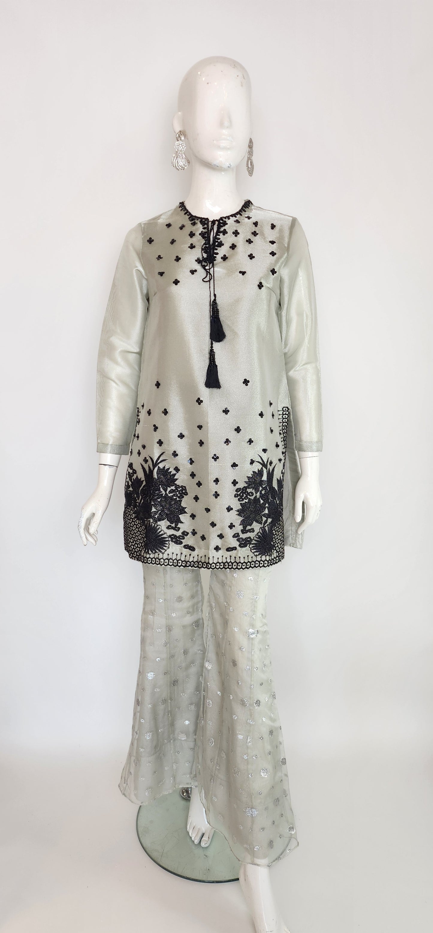 ZEB ZEESHAN - Finch Madame Silver