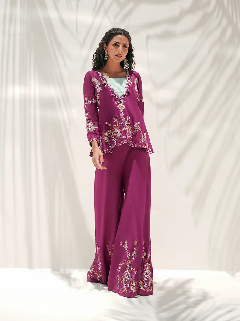 FARAH ZUBAIR - Shanaya