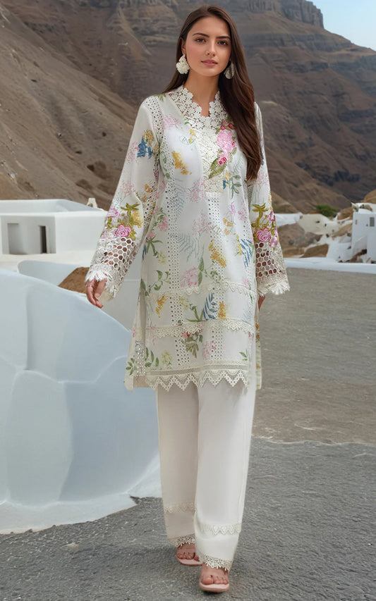 THREADS AND MOTIFS - Off White Floral Print Top