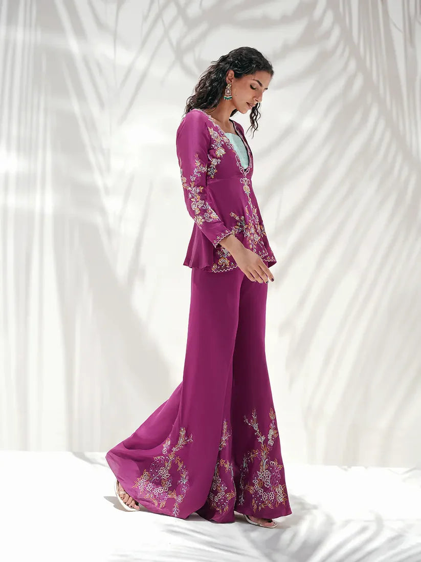 FARAH ZUBAIR - Shanaya