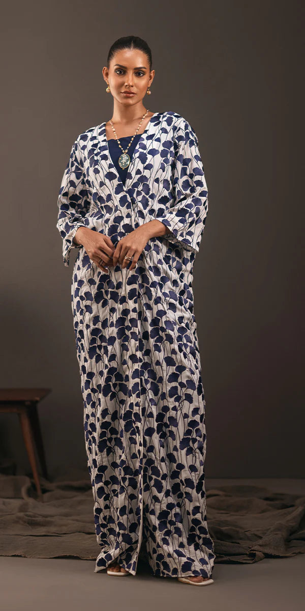 ERUM KHAN - Empress Elegance