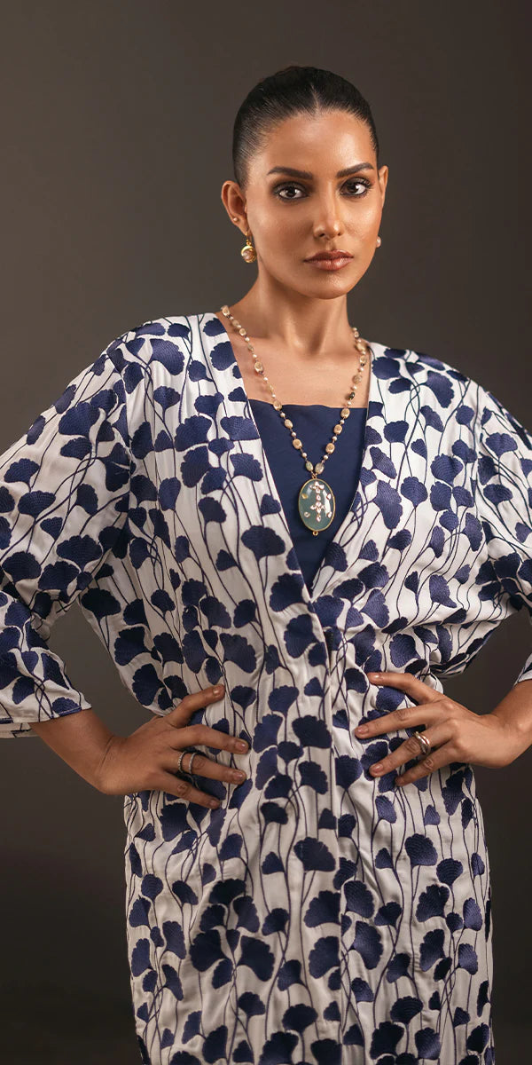 ERUM KHAN - Empress Elegance